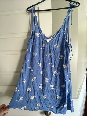Billabong Blue Floral Tie-Strap summer dress